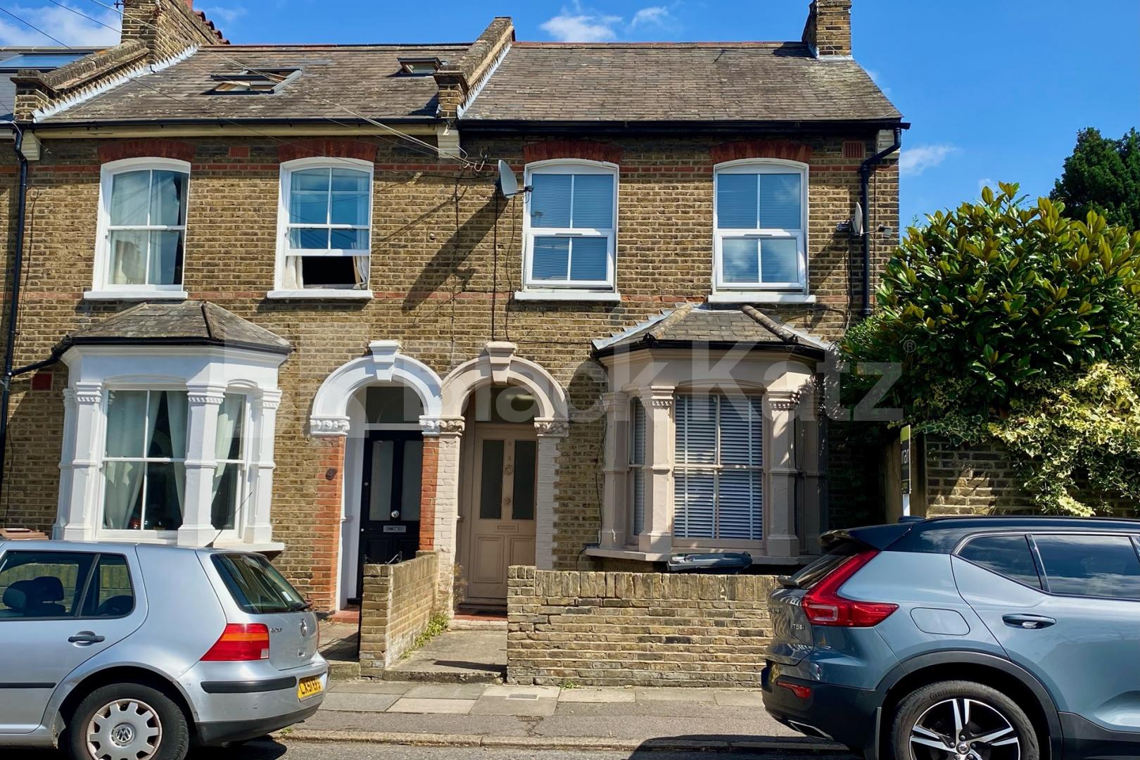 larger than average period conversion with separate kitchen diner  Hicks Street, Surrey Quays